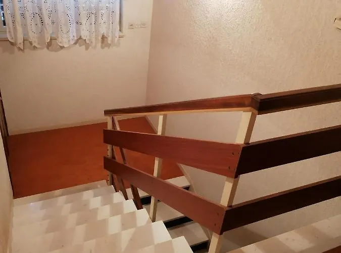 Butkovic Nyaraló *